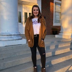 Meet your Posher, Sarah